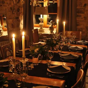 https://la-maison-au-puits.midi-pyreneeshotels.com