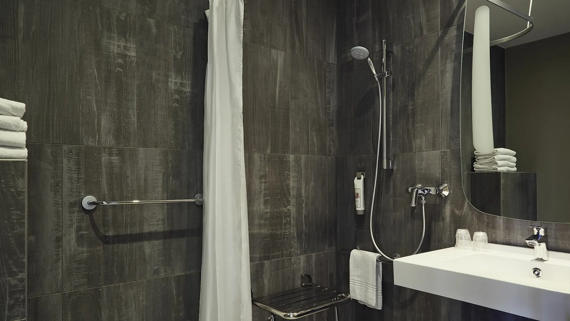 Ibis Toulon La Seyne Sur Mer Hotel